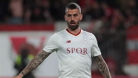 Roma Futuro Incerto Per Leonardo Spinazzola