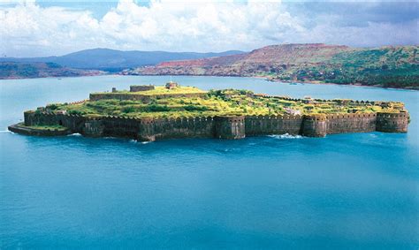 Murud Janjira One Of The Strongest Marine Fort Of India Secret World