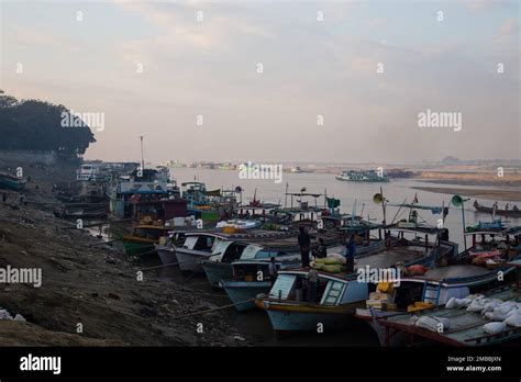 Myanmar Irrawaddy River Stock Photo Alamy