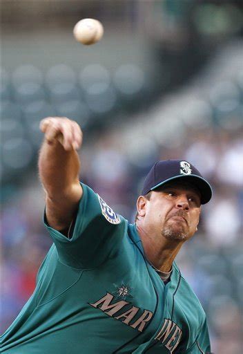 Seattles Kevin Millwood 5 Relievers Combine To No Hit Dodgers