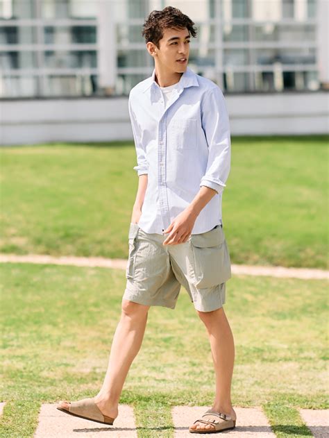 Shop Looks ForCREW NECK SHORT SLEEVE T SHIRTPARACHUTE CARGO SHORTS