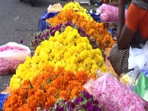 Flower business booms in Kochi ahead of the Onam season – ThePrint ...