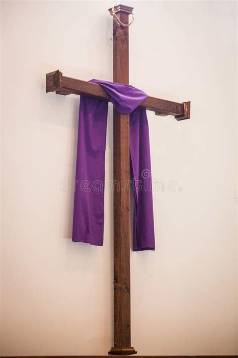 Croix Baptiste Dans Le Symbole Chr Tien D Glise De La Foi Photo Stock