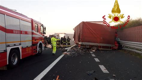 Incidente Mortale In A Un Morto E Due Feriti