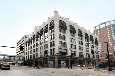 Iconic Downtown Des Moines Building In Receivership Business Record