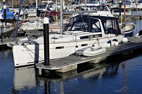 SANTOLINA, Sailing vessel - Details and current position - MMSI ...