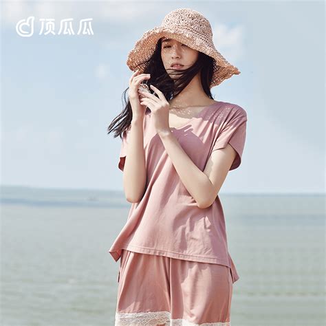 顶瓜瓜家居服女夏款清凉慵懒乐园女式莫代尔短袖大圆领家居套装