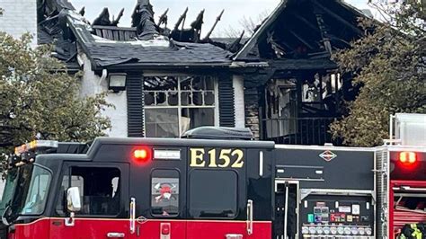 Bedford Fuerte Incendio Afecta Ocho Unidades De Apartamentos Austin