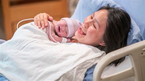 What To Expect During Labour And Delivery