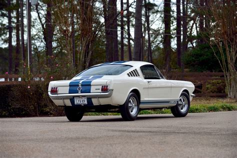 1965 Gt350 With Lemans Stripes Option Shelby Super Cars Retro White Back View Hd Wallpaper