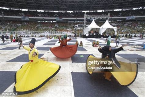 Indonesian Sufi Photos And Premium High Res Pictures Getty Images