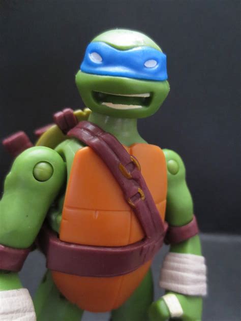 Action Figure Review Battle Shell Leonardo From Teenage Mutant Ninja