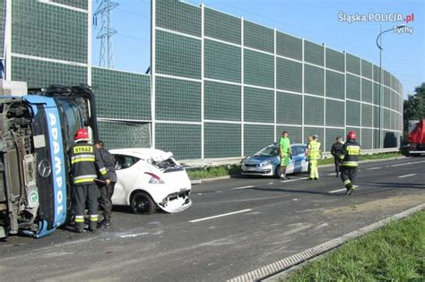 Wypadek na DK1 w Tychach ZDJĘCIA Super Express