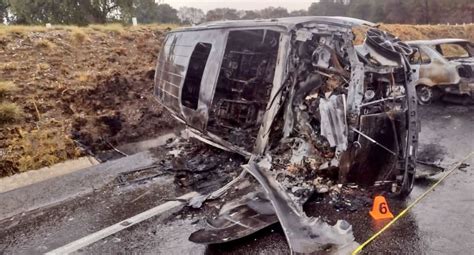 Fuerte accidente automovilístico en carretera Amozoc Perote hay 5 muertos