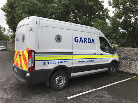 Irish Police Vehicle An Garda Síochána Ford Transit Custody Van A