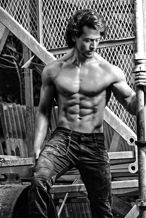 Shirtless Bollywood Men The OG Tiger King Tiger Shroff Bollywood S