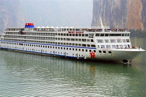 4-Day Yangtze Gold 6 Yangtze River Cruise Tour from Chongqing to ...