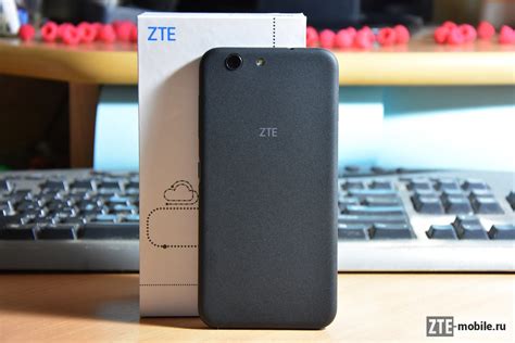 Обзор ZTE Blade Z10: смартфон для неё и для него