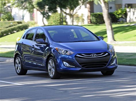 HYUNDAI Elantra GT Specs & Photos - 2012, 2013, 2014, 2015, 2016, 2017 ...