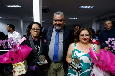 Ee Laurita Ortega Mari - Vereadores de Taboão entregam medalha 'Laurita Ortega Mari'; Érica ...