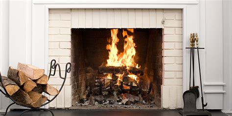 The Best Tips For Anyone Who Struggles To Light Their Fireplace