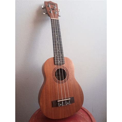 Ukulele Semi Novo Capa Inclusa Shopee Brasil