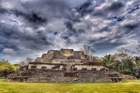 Belize — Attractions