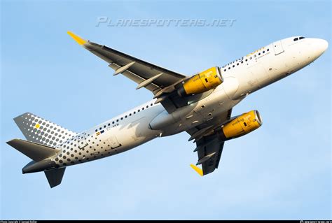 Ec Mkm Vueling Airbus A Wl Photo By Samuel R Ler Id