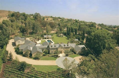 Top 10 — Celebrity Homes in Los Angeles | Celebrity Homes