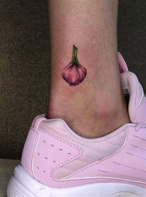 30 Pretty Garlic Tattoos To Inspire You