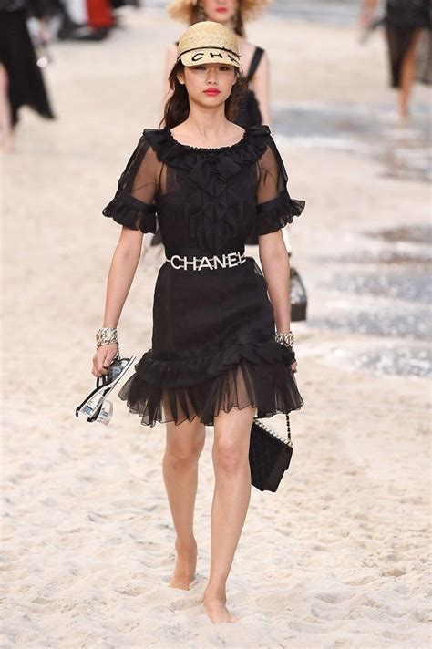 Pin by Елена Викторовна on Вечерние платья | Fashion, Fashion week, How ...