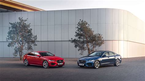 Jaguar launches new XF and hybrid XE | GRR