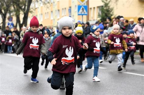 Dla Niepodleg Ej Dwutygodnik G Os Widnika