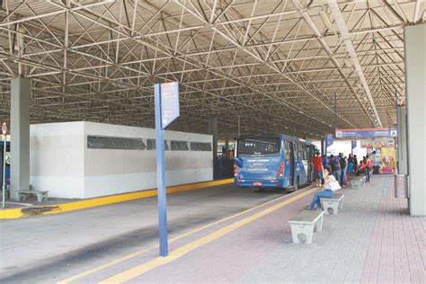 Redução da frota de ônibus será gradual até o dia 31 em razão do