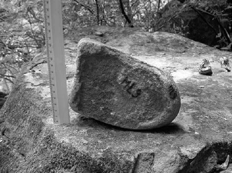 Stone Anvil Ml9 With A Quartzite Stone The Heaviest Hammer 2530 G