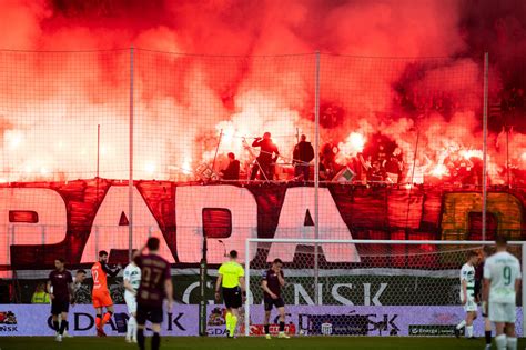 Lechia Gda Sk Pogo Szczecin Maksymalnie Tysi Ca Kibic W Na