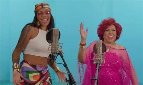 Lá vou eu Vinheta de carnaval da Globo ganha vozes de Alcione e