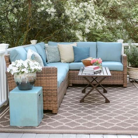 Leisure Made Dalton 5 Piece Wicker Outdoor Sectional Set With Blue