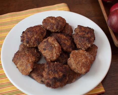 Рубленные куриные котлеты по-албански