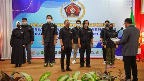 Pengurus Pwi Kabupaten Hss Masa Bakti Resmi Dilantik Narasi