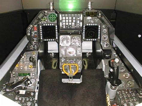 F16 Falcon Cockpit