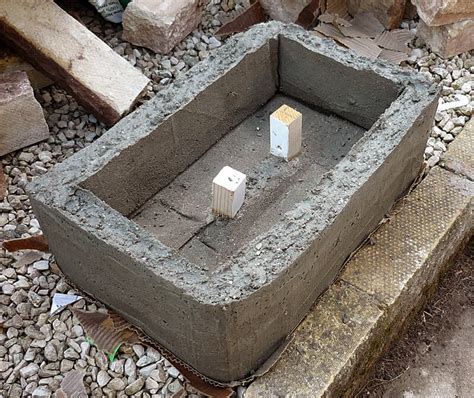 Hypertufa Troughs And Planters How To Guide