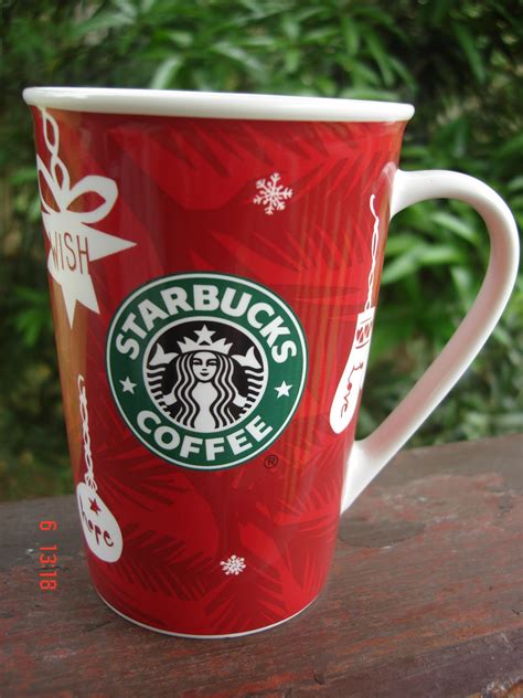 A Cup A Day 2009 Starbucks Wish Red Holiday Mug