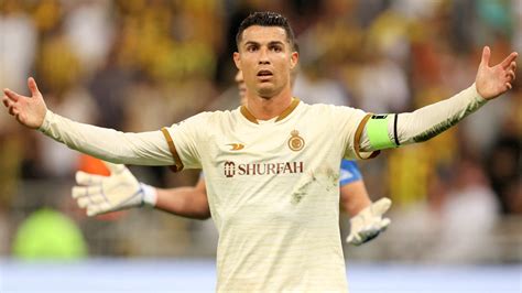 Cristiano Ronaldo En Al Nassr Cayó 1 0 Ante Al Ittihad Y Perdió Punta