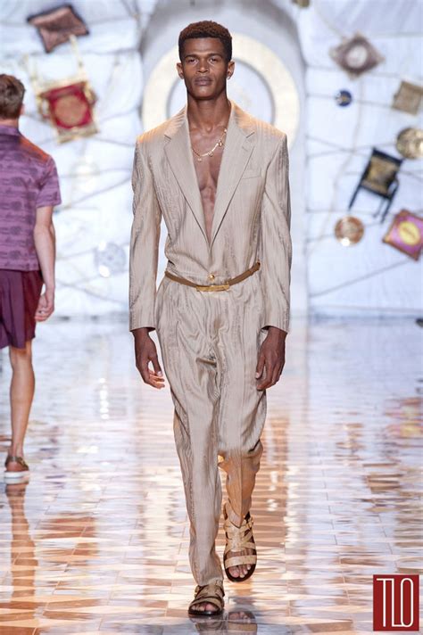 Versace Spring Menswear Collection Milano Fashion Week Tom Lorenzo