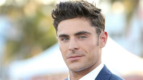 Zac Efron Eres T El Actor Luce Irreconocible En El Set De The Iron