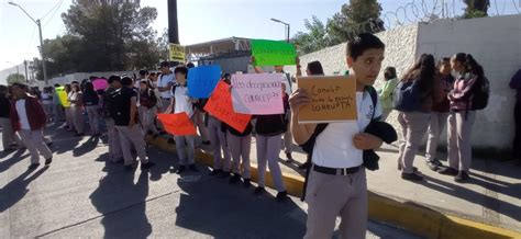 Se Manifiestan Estudiantes Del Conalep Norte De Chihuahua