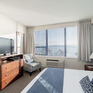 Amenities - Ocean Promenade Hotel