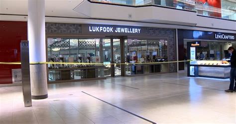 5 Suspects Wanted In Connection With Brazen Markham Mall Jewelry Store