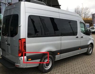 Listwa Boczna Ty Prawy Mercedes Sprinter K Za